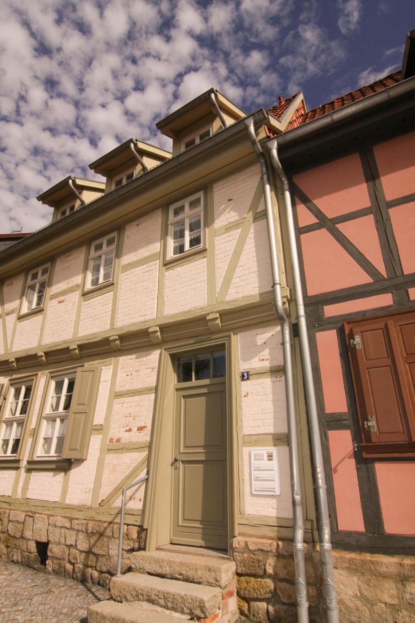Apartamento Urlaub Im Fachwerk - Klink Quedlinburg Exterior foto