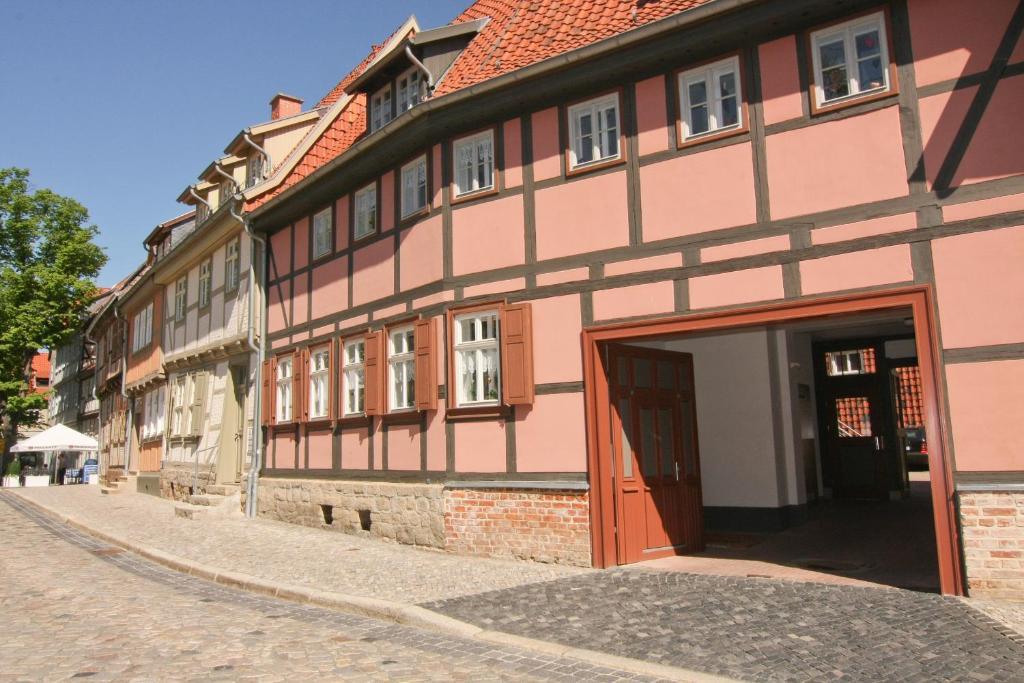 Apartamento Urlaub Im Fachwerk - Klink Quedlinburg Exterior foto